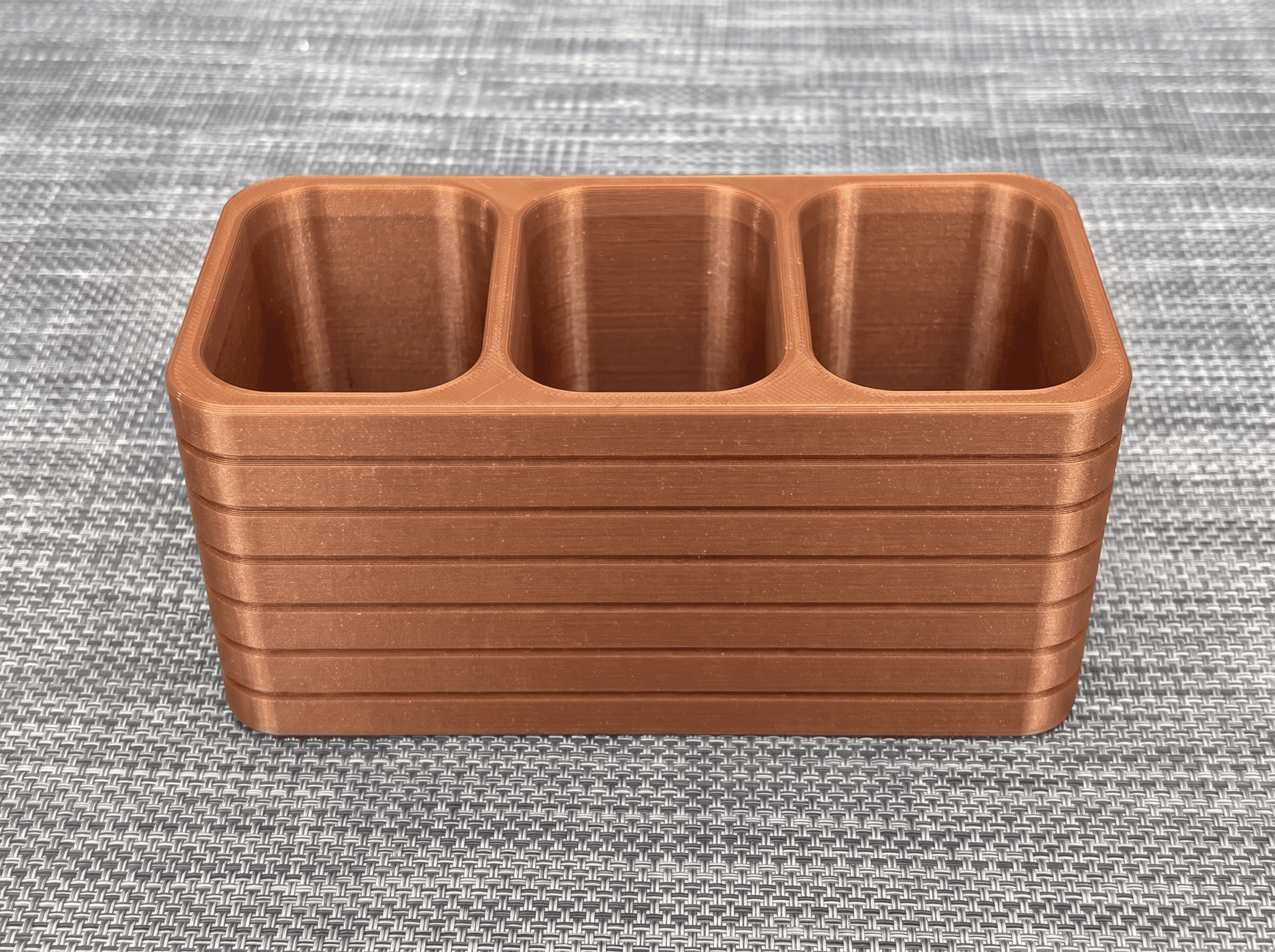 hf_20260805_041117_18a35f68-32b6-4aa7-ab97-61d8a68d378c-min.png