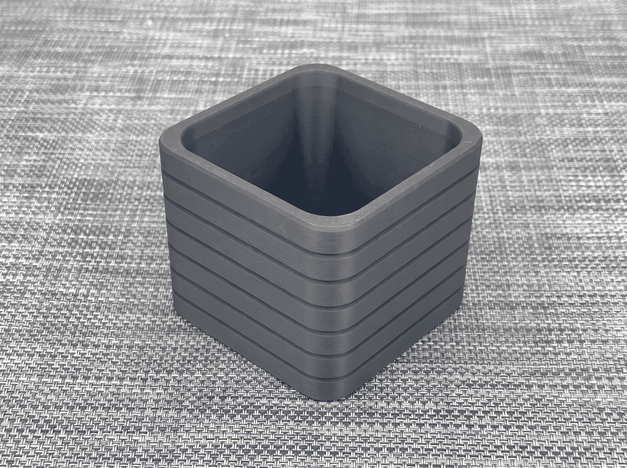 hf_20260805_035151_edfc3a28-f58f-4a18-850d-2a4ae262f95e-min.png