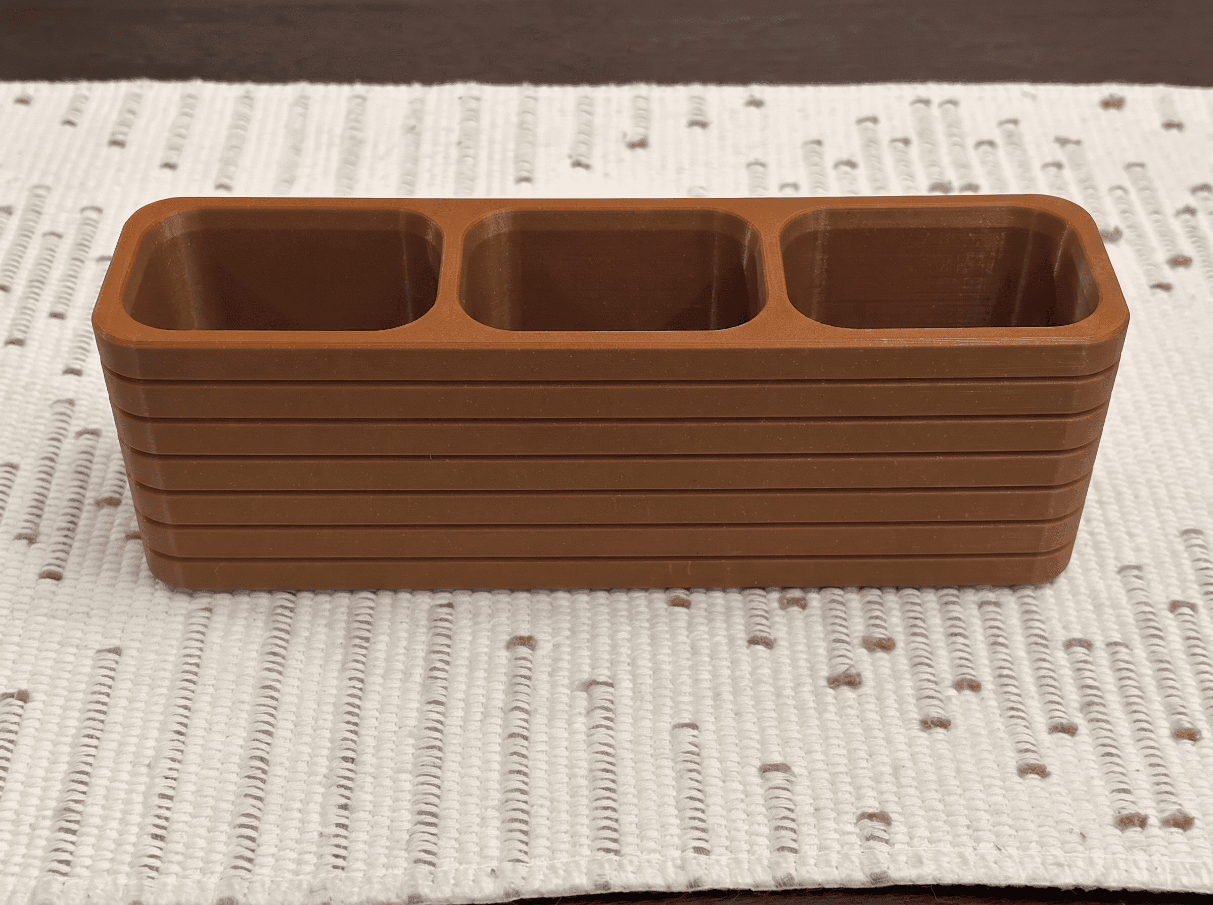 hf_20260805_035746_4453f130-2db7-4119-81de-b02d24266b84-min.png